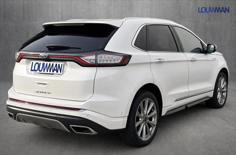 Ford Edge 2,0 TDCi Vignale AWD - fotka 2 z 19