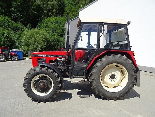 Traktor Zetor 7745 Turbo., zdroj: se svolením TipCars
