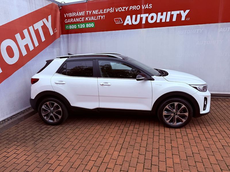 Kia Stonic 1.4 Exclusive, Serviska, TOP - fotka 6 z 29