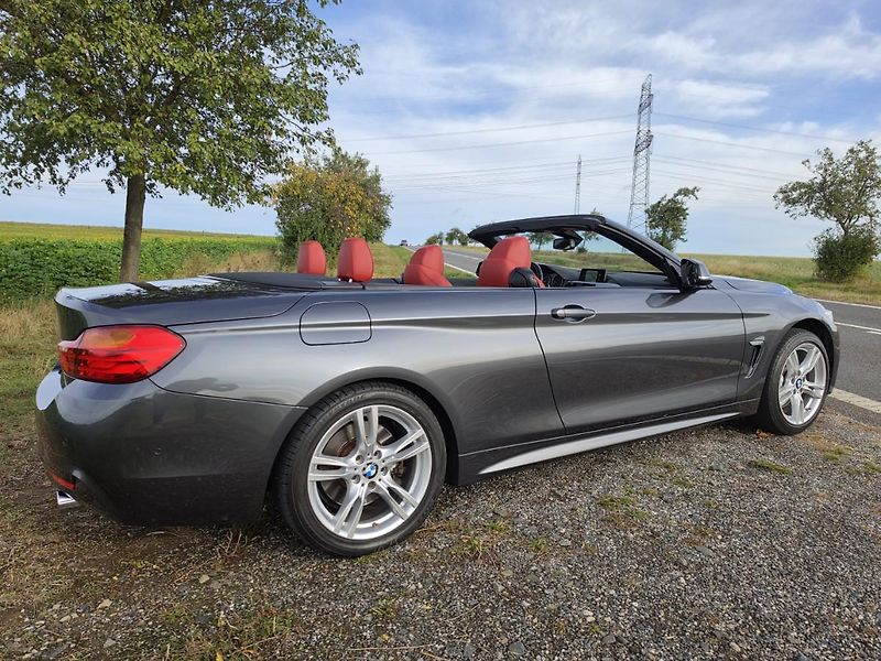 BMW Řada 4 (2015) 435ixDrive TOP CABRIO ČR 1.MAJ - fotka 35 z 48