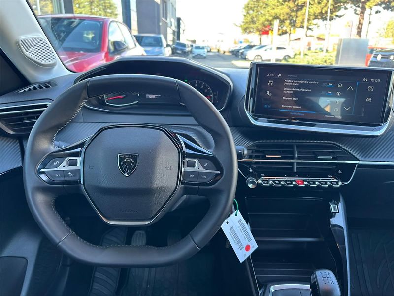 Peugeot 208 1,2 PureTech  Active-Manuál 5k - fotka 14 z 19