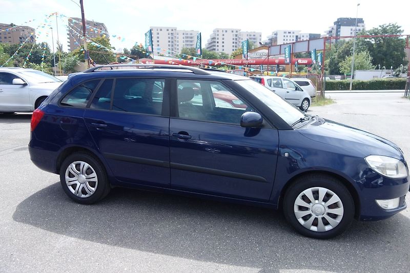 Škoda Fabia 1,2TSi 77 kW DSG !!! Servisová - fotka 11 z 30