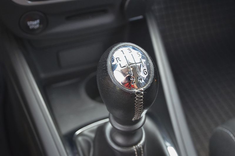 Renault Mégane (2014) 1.2 TCe 85kW / KEYLESS / TAŽNÉ - fotka 26 z 30