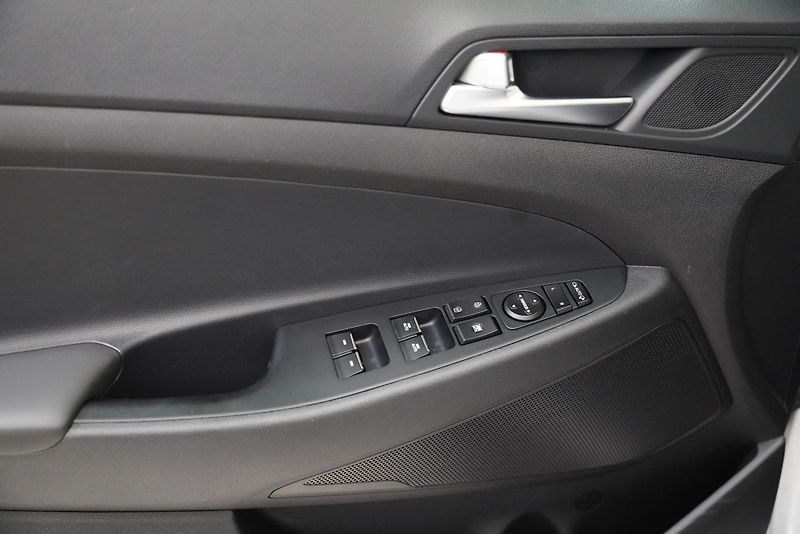 Hyundai Tucson - fotka 12 z 22
