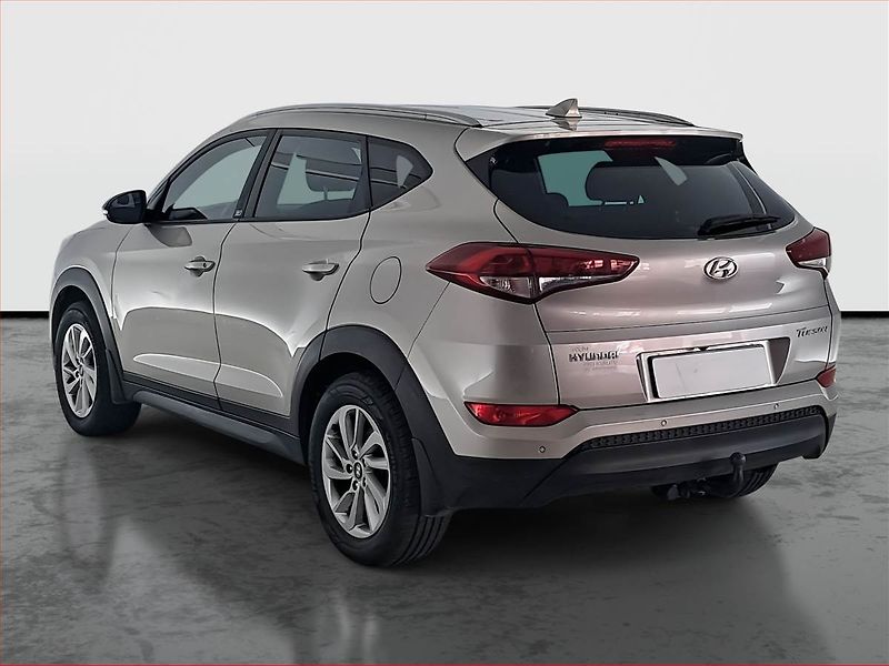 Hyundai Tucson (2018) Trikolor 1.7 CRDi, ČR,1.maj - fotka 4 z 18