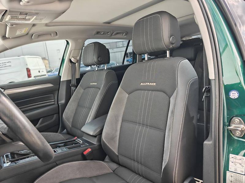 Volkswagen Passat Alltrack 4Motion DSG 2,0TDI - fotka 6 z 25