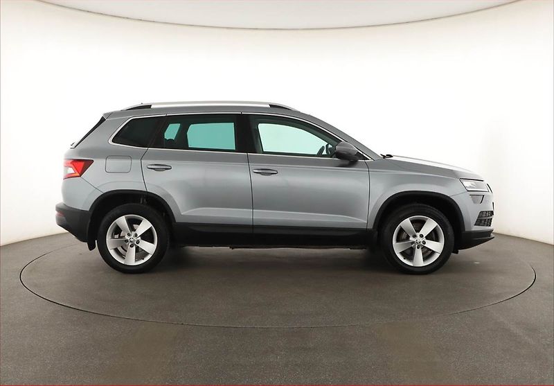 Škoda Karoq (2019) 2.0 TDI - fotka 6 z 24