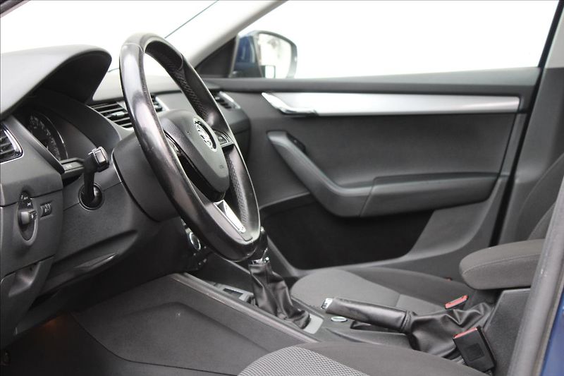 Škoda Octavia 1.6 TDI/81 kW/Ambition/ CZ - fotka 13 z 39