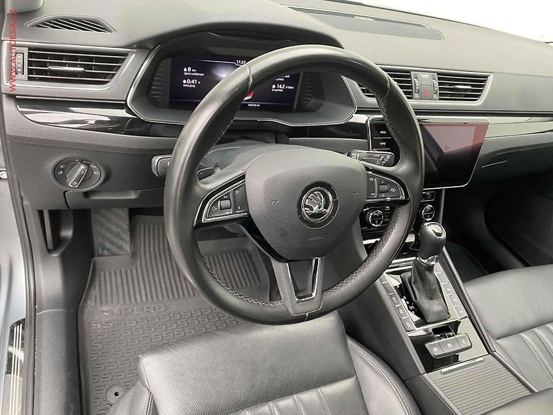 Škoda Superb (2019) 2.0 TDi, 2.maj,ČR, L&K, DSG - fotka 13 z 19