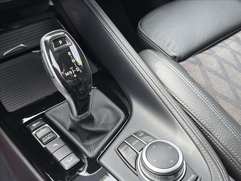 BMW X1 2,0 d 140 Kw xDrive ČR DPH - fotka 32 z 38