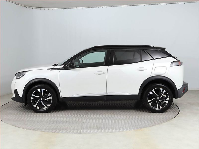 Peugeot 2008 (2021) GT Line 1.2 PureTech, Automat - fotka 3 z 22