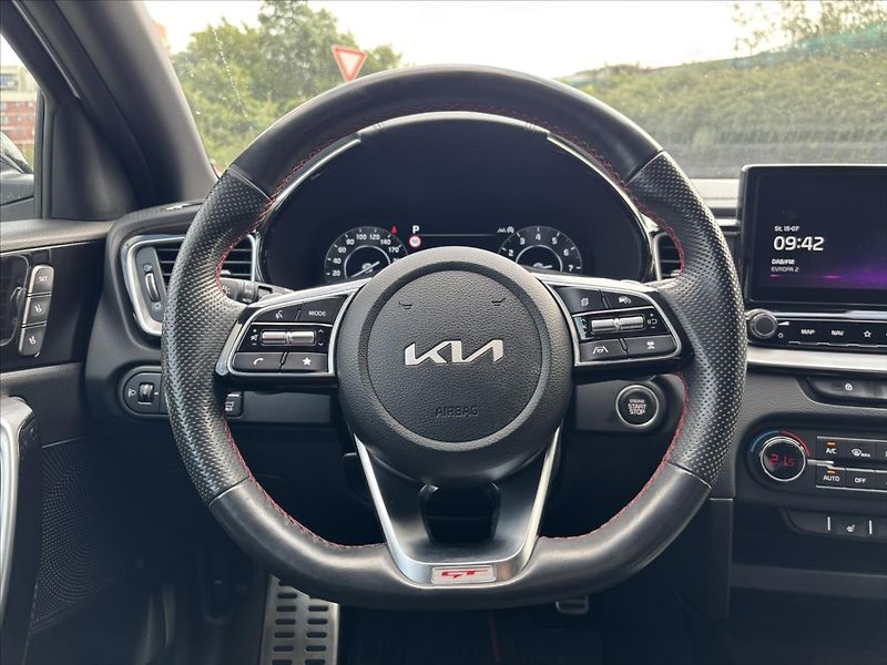 Kia ProCeed 1,6 TGDi 150kW GT ZÁRUKA - fotka 19 z 50