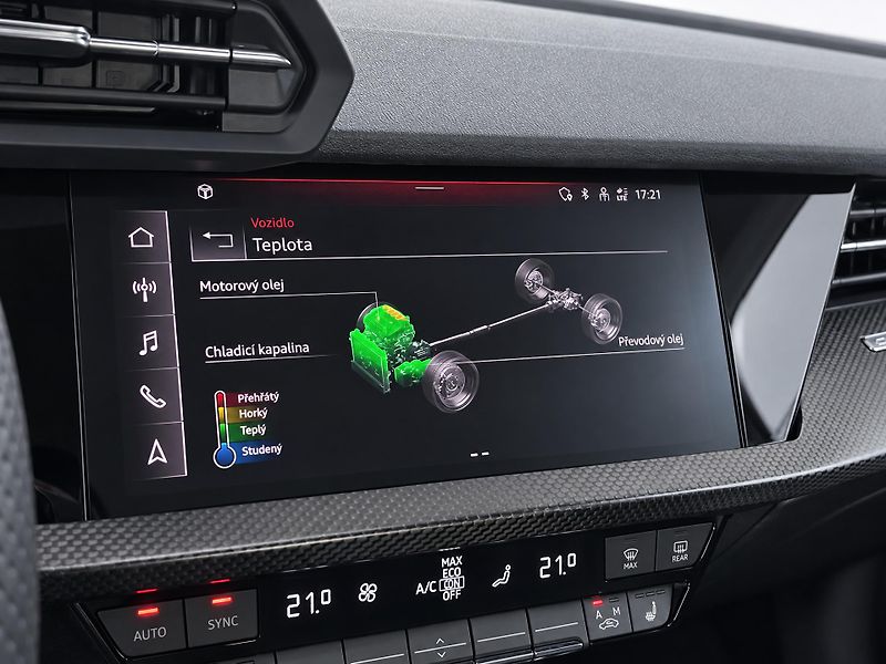 Audi RS 3 2,5 TFSi Sportback CZ DPH Pano - fotka 18 z 36