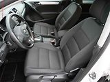 Volkswagen Golf (2011) 1.6 TDi, DSG, navi, park - náhled 9