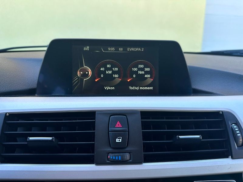 BMW Řada 3 (2017) 2.0D 110kW/Full Led/1MAJ/Navi - fotka 29 z 34