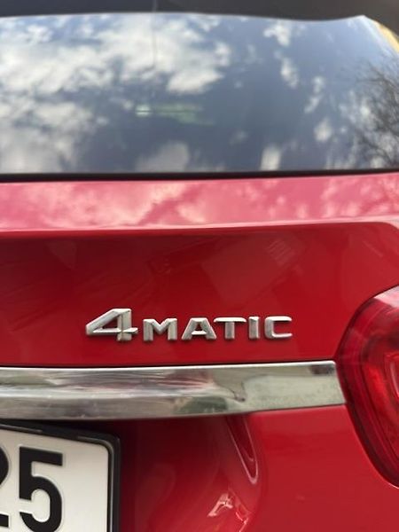 Mercedes-Benz GLA (2015)  220d 7G-DCT 4MATIC AMG Styl - fotka 22 z 23