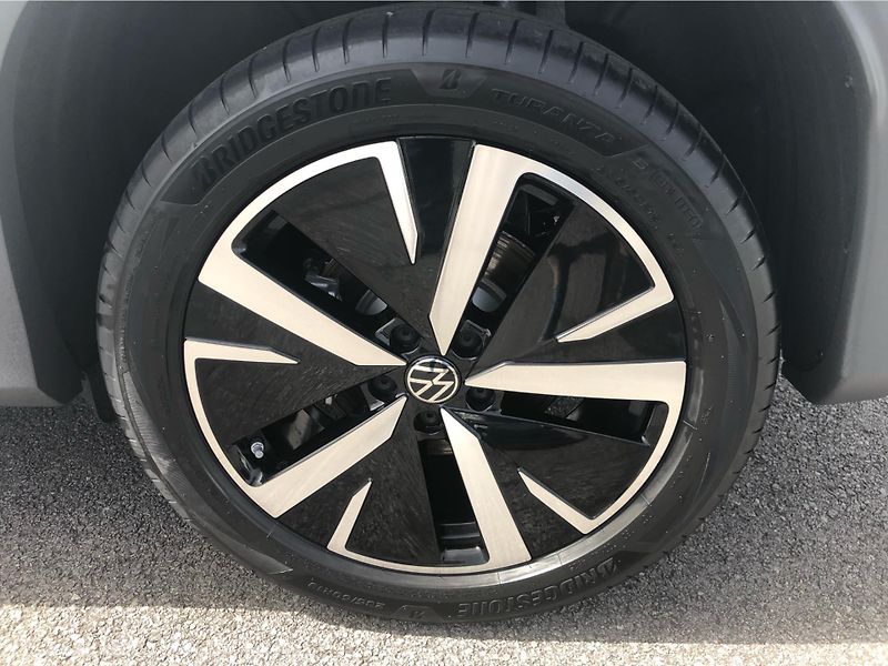 Volkswagen Tayron People 1,5 TSI 150 kW eHybrid - fotka 14 z 30