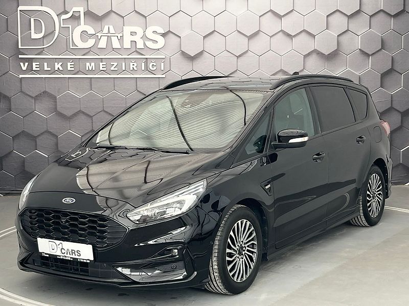 Ford S-MAX 2.5 HEV ST-Line 7 míst - fotka 1 z 65