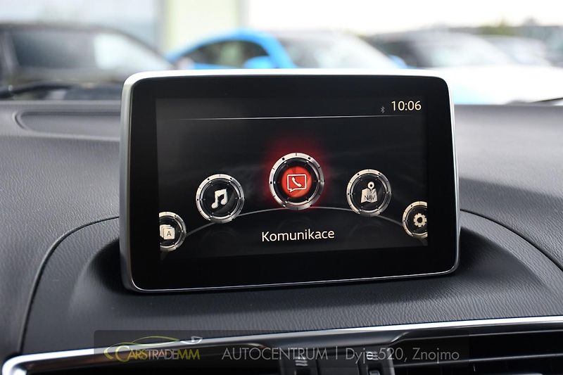 Mazda 3 2,0 SkyActiv 2xkola - fotka 28 z 49