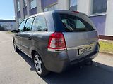 Opel Zafira 1,6 16V 7- místný + pneu  - náhled 2
