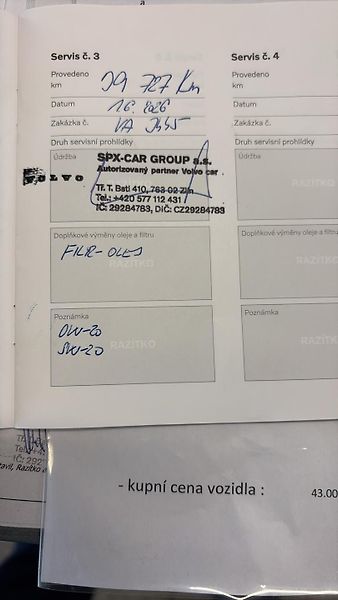 Volvo XC40 CORE, B3 FWD, 120+10 kW / 163+ - fotka 32 z 34