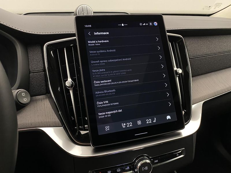 Volvo XC90 (2026) T8 AWD Plug-in BRIGHT ULTRA - fotka 66 z 75