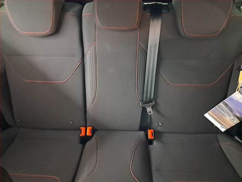 Ford Focus (2017) 1.5 EcoBoost, Serv.kniha, Navi - fotka 10 z 19