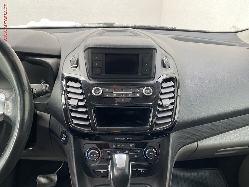 Ford Tourneo Connect (2019) 1.5TDCi MAXi XL, ČR - fotka 12 z 15