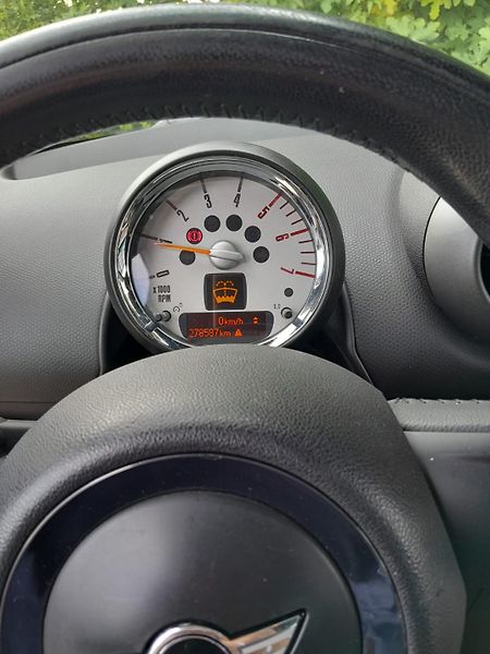 Mini Countryman 1.6 D 4X4 VYHŘ.SEDAD/PANORAMA - fotka 24 z 27