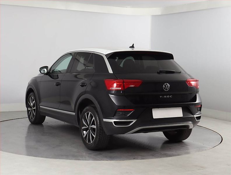 Volkswagen T-Roc (2021) Style 2.0 TDI, Serv.kniha - fotka 4 z 22
