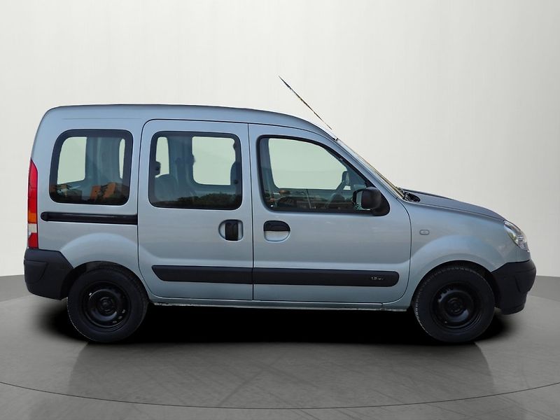 Renault Kangoo 1.2i 16v 55kW Klimatizace - fotka 5 z 28