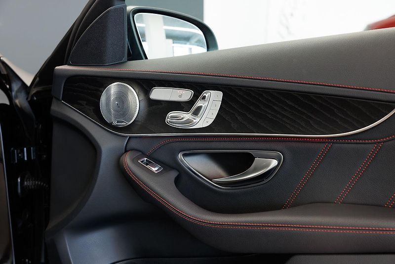 Mercedes-Benz Třídy C (2019) C43 AMG V6 Biturbo 4Matic - fotka 30 z 44