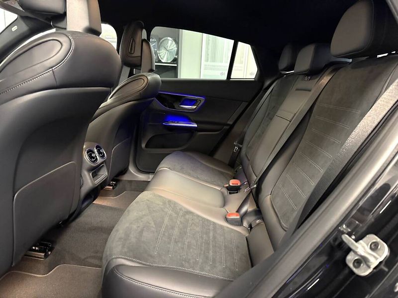 Mercedes-Benz GLC (2026) 200 d 4MATIC kupé - fotka 3 z 6