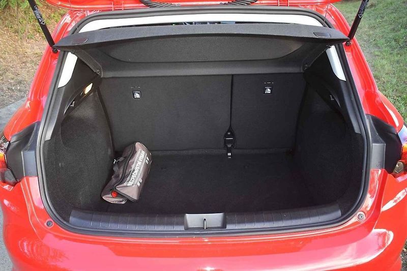 Rodinné auto s dobrým prostorem - to je Fiat Tipo