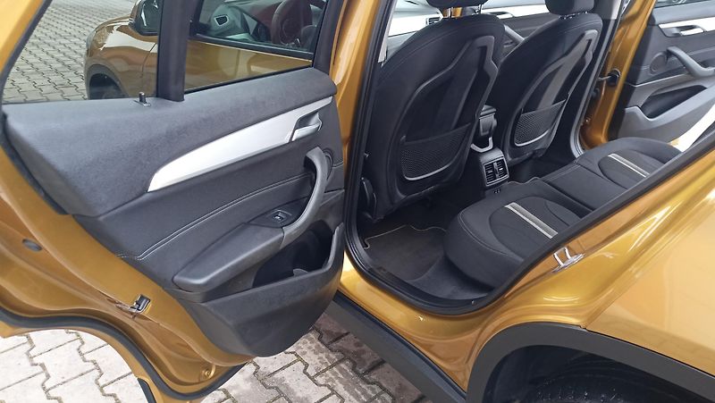 BMW X2 X drive navi výhřev tažné - fotka 22 z 37