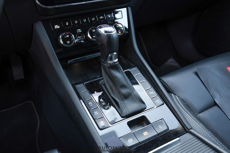 Škoda Superb (2020) L&K 2.0 TDI Canton, 4x4 - fotka 10 z 21