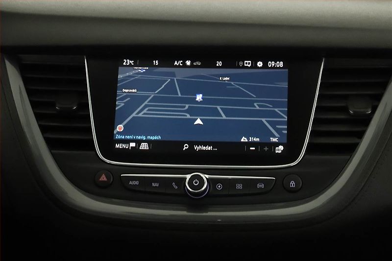 Opel Grandland X (2019) Plug-in Hybrid4, 4X4, Automat - fotka 16 z 23