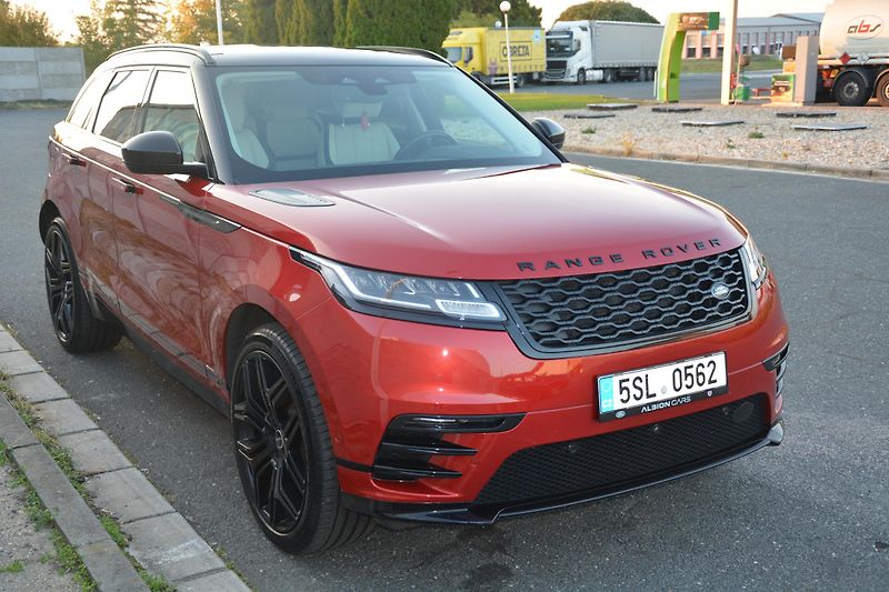 Land Rover Range Rover Velar (2021) P250 R-Dynamic AWD - fotka 8 z 30