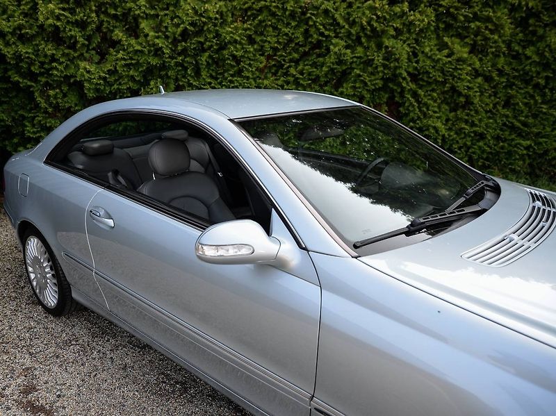 Mercedes-Benz CLK (2007) 220 CDI AVANTGARDE - fotka 2 z 20