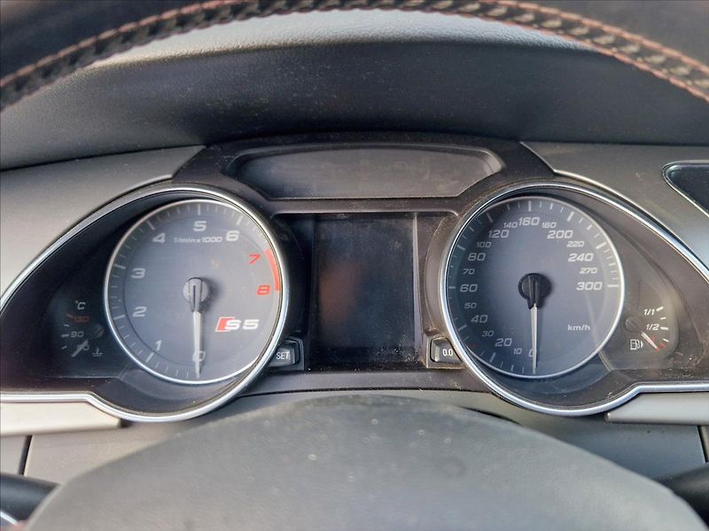 Audi S5 3,0 TSFi QUATTRO KŮŽE 245Kw - fotka 20 z 23