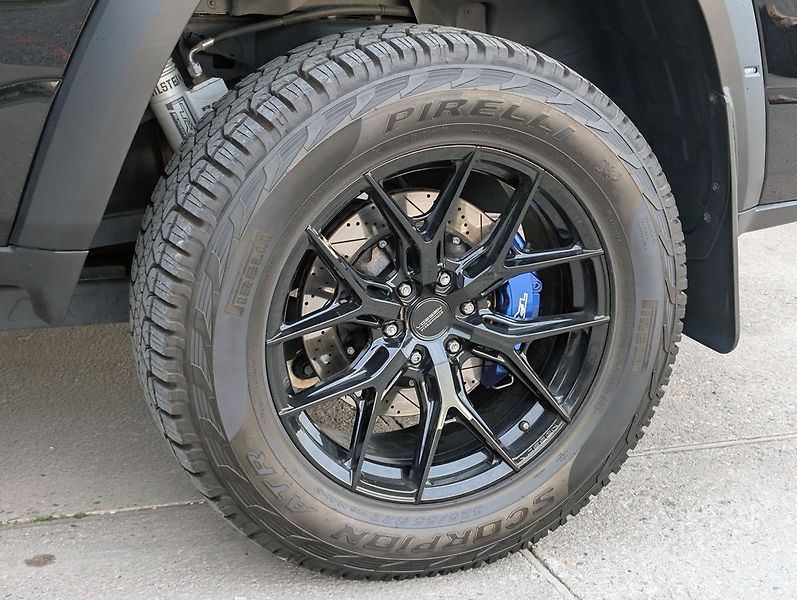 RAM 1500 TRX, Equipment Level 2, Harman - fotka 11 z 32