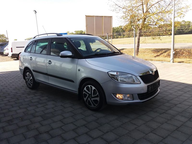 Škoda Fabia 1.2TSi,DIG.KLIMA,VÝHŘEV.SEDAD! - fotka 7 z 29
