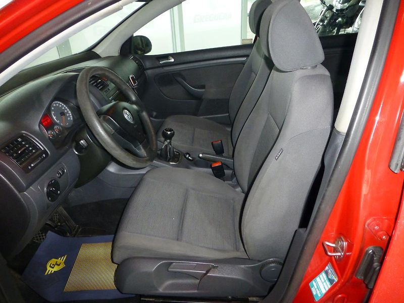 Volkswagen Golf (2006) 1,4 16V*KLIMATIZACE**NEW-ČR - fotka 11 z 26