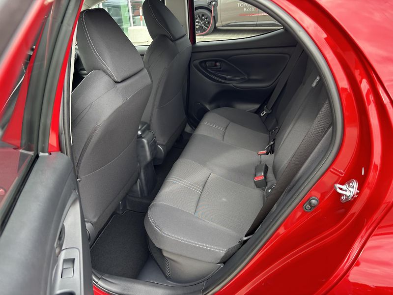 Toyota Yaris (2026) Style 1,5 HEV AT - fotka 8 z 14