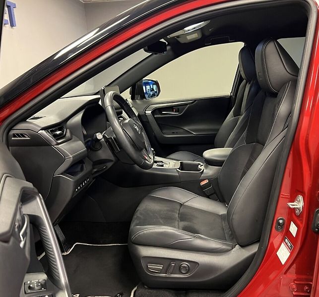 Toyota RAV4 2.5 Hybrid AT GR SPORT AWD - fotka 12 z 22