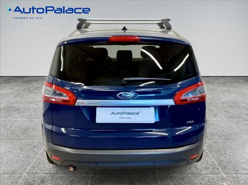 Ford S-MAX 1,6 EcoBoost 118kw TITANIUM - fotka 5 z 18