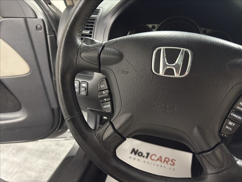 Honda CR-V 2,2   CTDI 4X4 EXCLUSIVE TZ - fotka 10 z 32