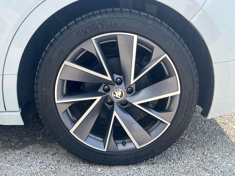 Škoda Enyaq (2021) IV 80 Sportline  - fotka 4 z 35