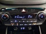 Hyundai Tucson (2016) 1.7 CRDi, Automat, Navi - náhled 17
