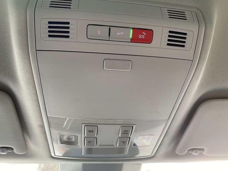 Škoda Superb (2023) Combi 2.0 TDI 4x4 DSG L&K - fotka 15 z 41